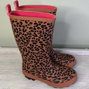 Women’s size 5 cheetah print rain boots #534